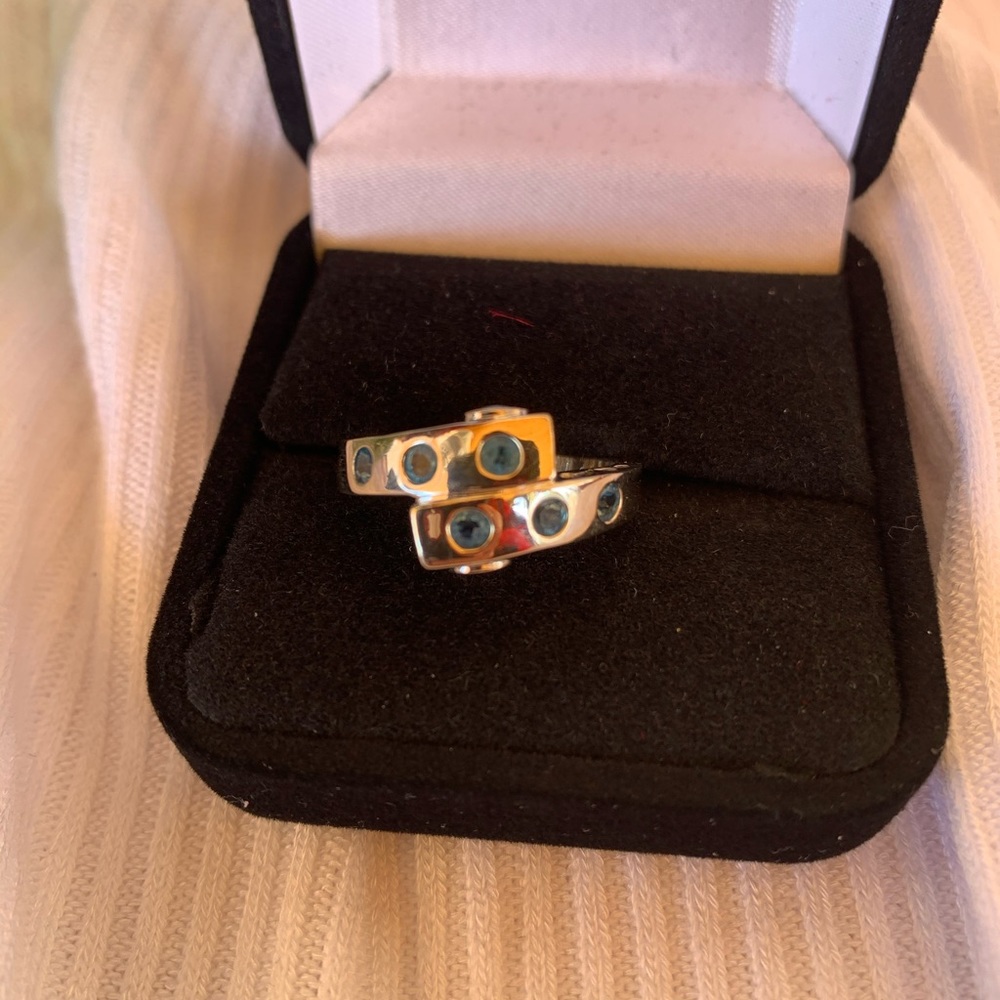 10K White Gold Ring